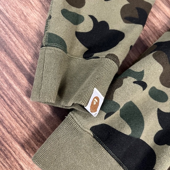 BAPE Classic Green Camo Sweatshirt SZ S - Picture 3 of 5